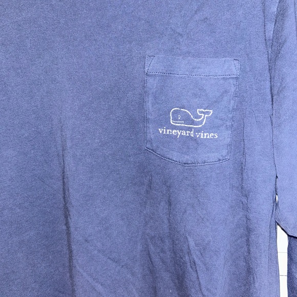 Vineyard Vines long sleeve size large - Picture 3 of 5